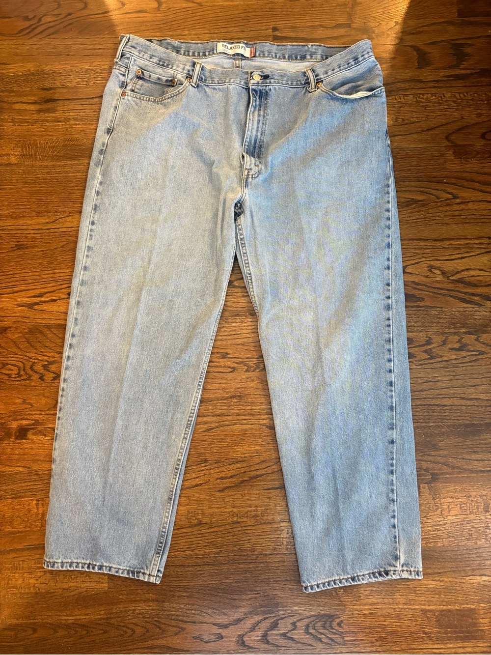 Men’s Levi's 550 vintage 90's Jeans 46x32 classic light wash